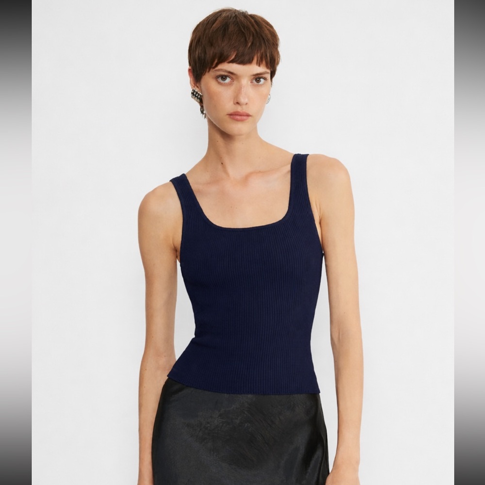 Aritzia - Babaton Sculpt Knit Squareneck Tank